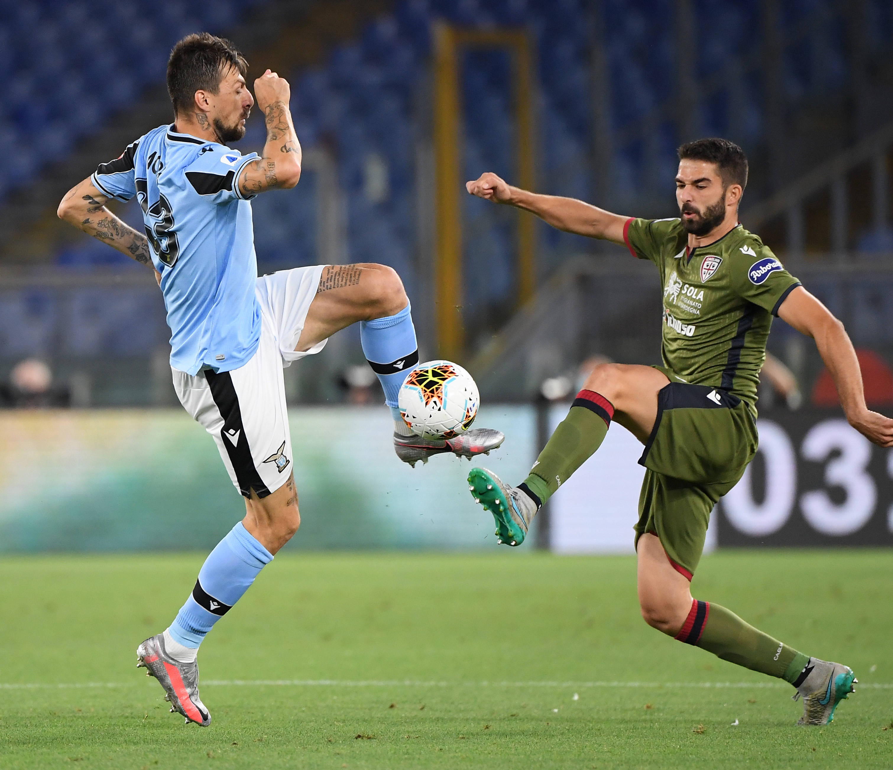 对外的形象 对外的形象