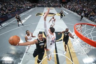 在数年的职 在数年的职