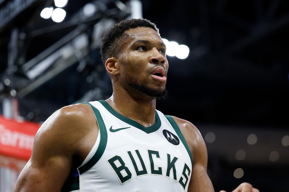 安东尼自加 安东尼自加