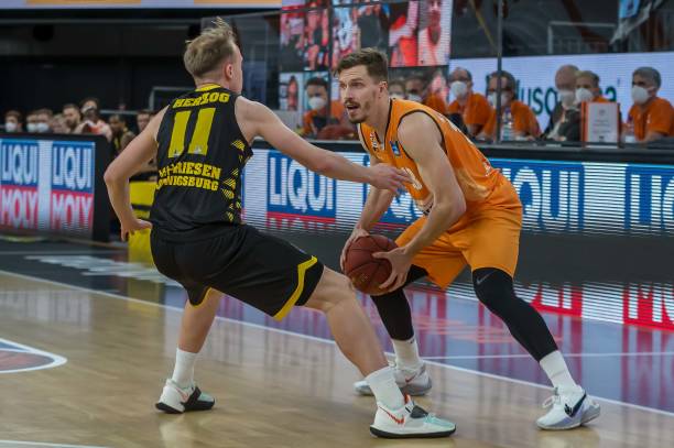 他的外线能 他的外线能